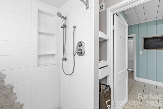 3521 Oakwood Avenue, Charlotte, NC 28205