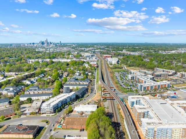 3521 Oakwood Avenue, Charlotte, NC 28205