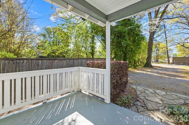 3521 Oakwood Avenue, Charlotte, NC 28205