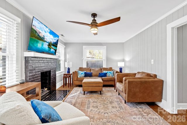 3521 Oakwood Avenue, Charlotte, NC 28205