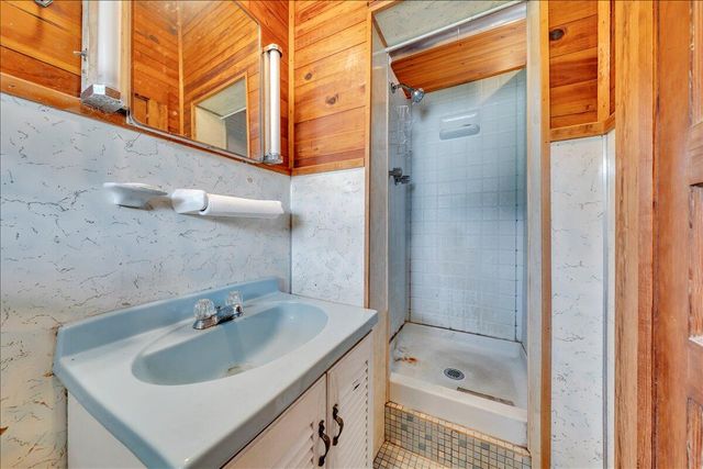 3617 Midland TRL, Covington, VA 24426