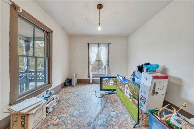 3617 Midland TRL, Covington, VA 24426