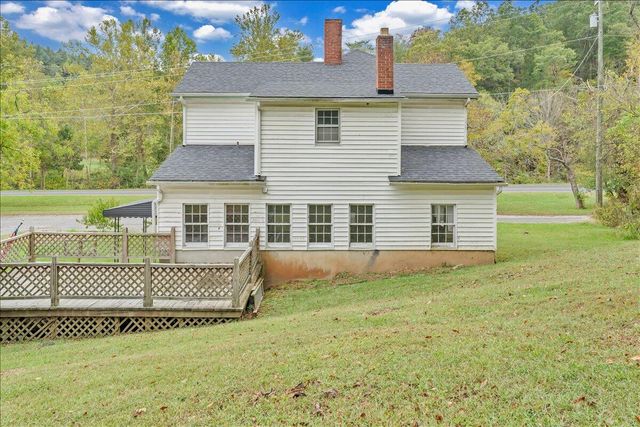 3617 Midland TRL, Covington, VA 24426