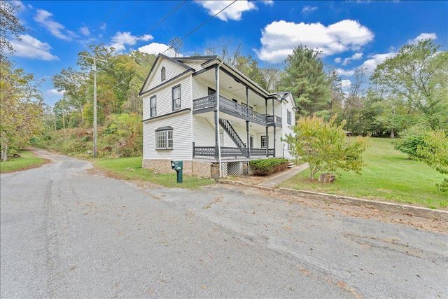 3617 Midland TRL, Covington, VA 24426