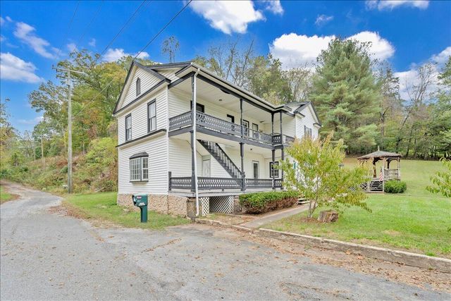 3617 Midland TRL, Covington, VA 24426