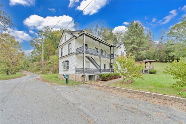 3617 Midland TRL, Covington, VA 24426