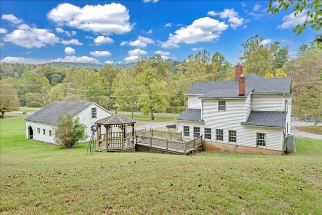 3617 Midland TRL, Covington, VA 24426