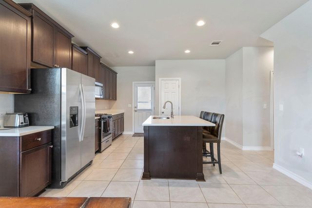 1912 Los Olivios WAY, Austin, TX 78725