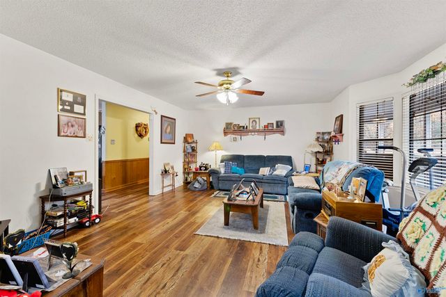 437 Old Six Mile Road, Somerville, AL 35670