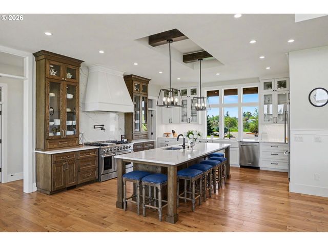 752 MACINNESS Ln, Salem, OR 97317
