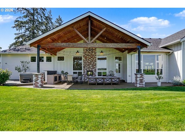 752 MACINNESS Ln, Salem, OR 97317