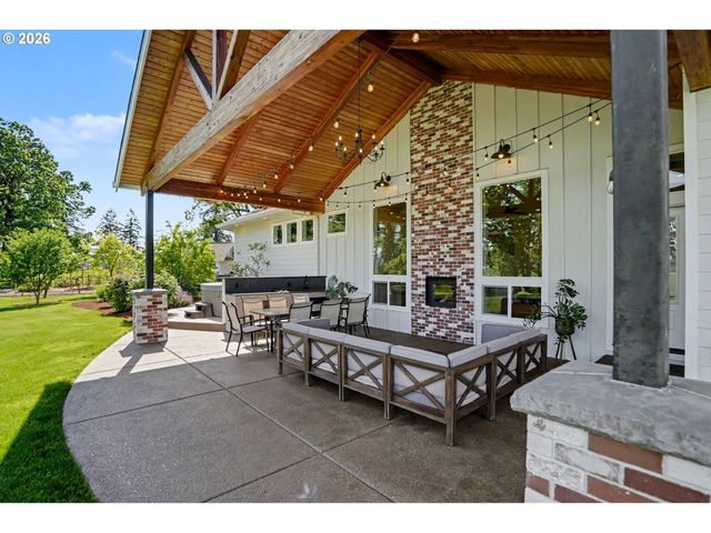 752 MACINNESS Ln, Salem, OR 97317