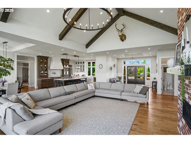 752 MACINNESS Ln, Salem, OR 97317