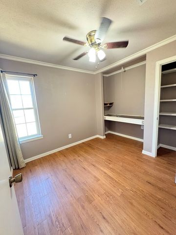 1748 E 53rd St, Odessa, TX 79762