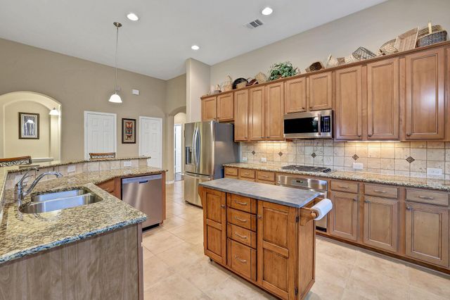 21394 Kings Mill Lane, Kingwood, TX 77339