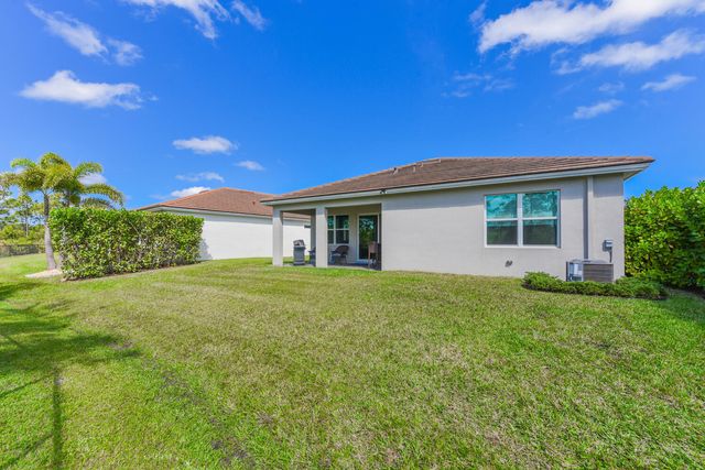 4444 NW King Court, Jensen Beach, FL 34957