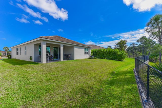 4444 NW King Court, Jensen Beach, FL 34957