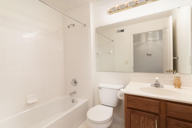 1465 Atlanta Court, 202, Florence, KY 41042