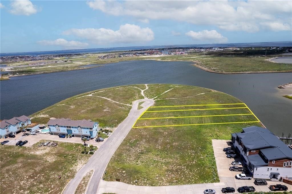 14814,14818,14822 Granada Dr, Corpus Christi, TX 78418 — photo 4