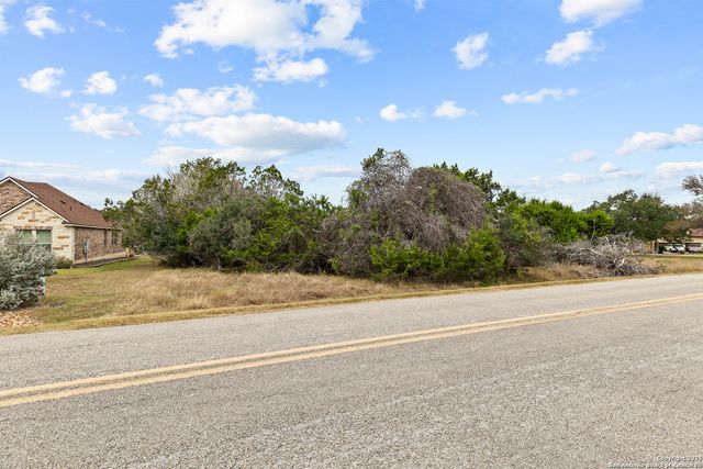 737 Long Meadow, Spring Branch, TX 78070