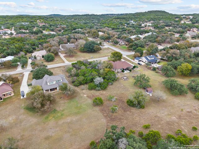 737 Long Meadow, Spring Branch, TX 78070