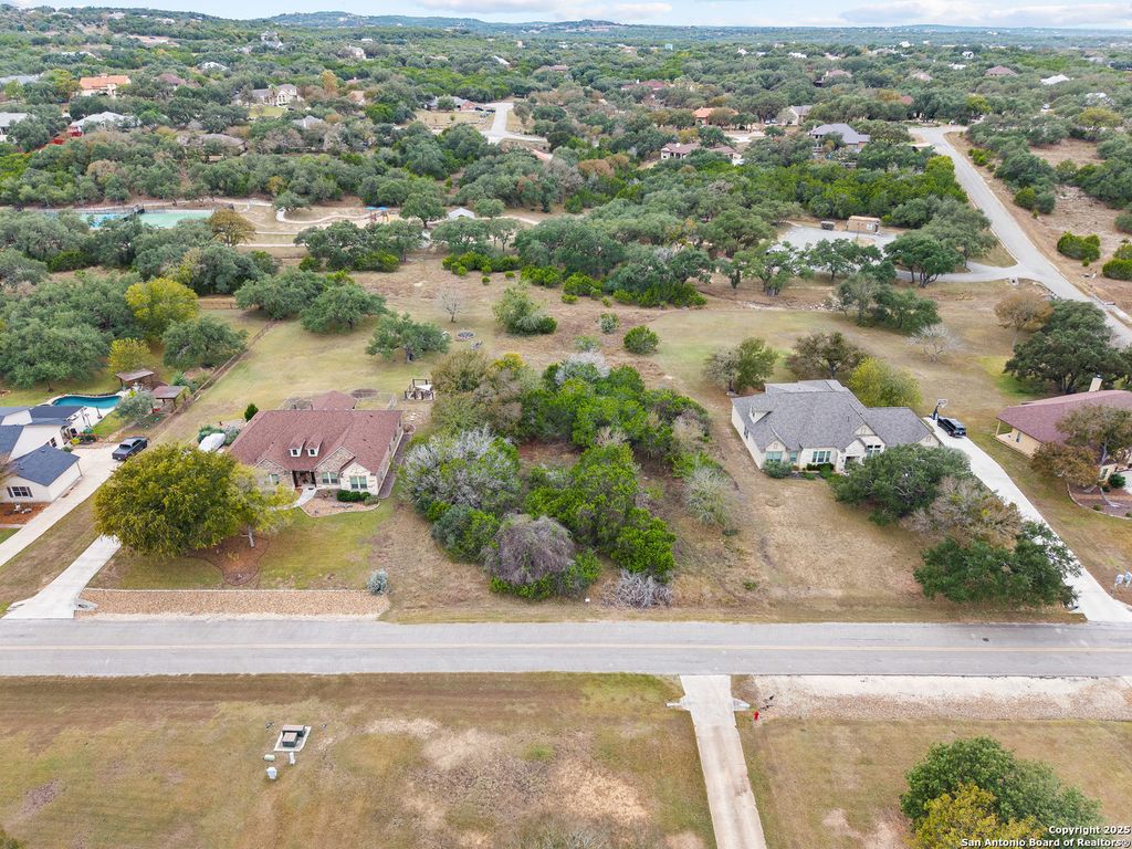 737 Long Meadow, Spring Branch, TX 78070