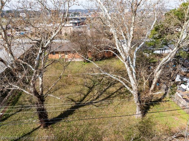 2415 64th Street, Fort Smith, AR 72903