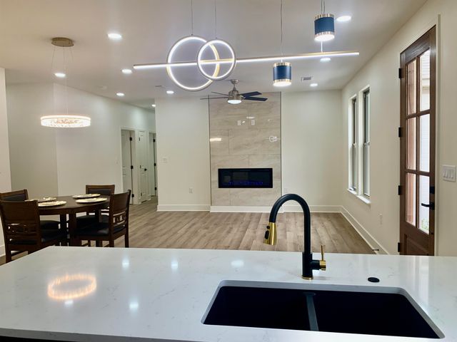 12409 Styles, Bauxite, AR 72011