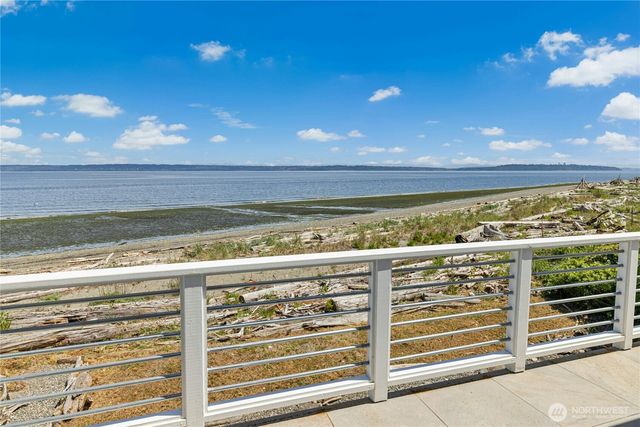 15628 Point Monroe Drive NE, Bainbridge Island, WA 98110