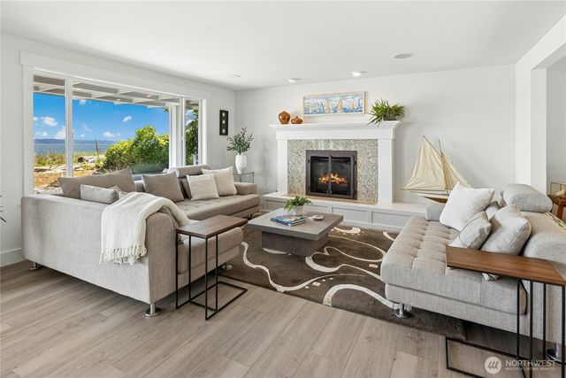 15628 Point Monroe Drive NE, Bainbridge Island, WA 98110
