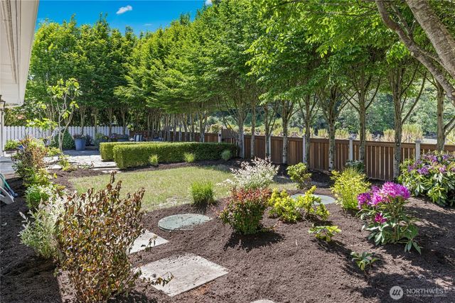 15628 Point Monroe Drive NE, Bainbridge Island, WA 98110