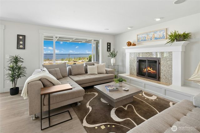 15628 Point Monroe Drive NE, Bainbridge Island, WA 98110