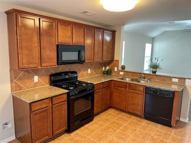 9122 River Dale Canyon Lane, Humble, TX 77338