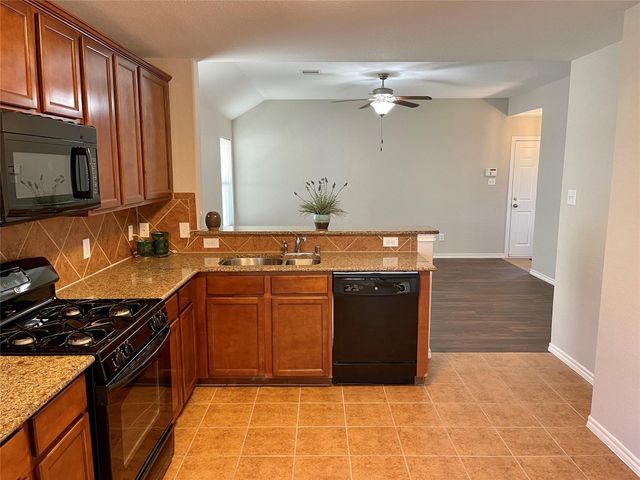 9122 River Dale Canyon Lane, Humble, TX 77338