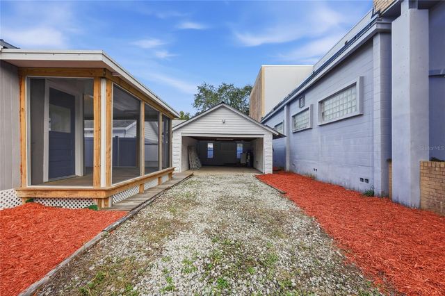 1021 11TH STREET, St Cloud, FL 34769