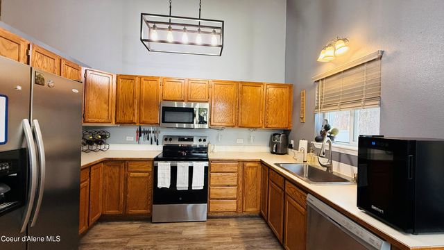 6451 W Tombstone ST, Rathdrum, ID 83858