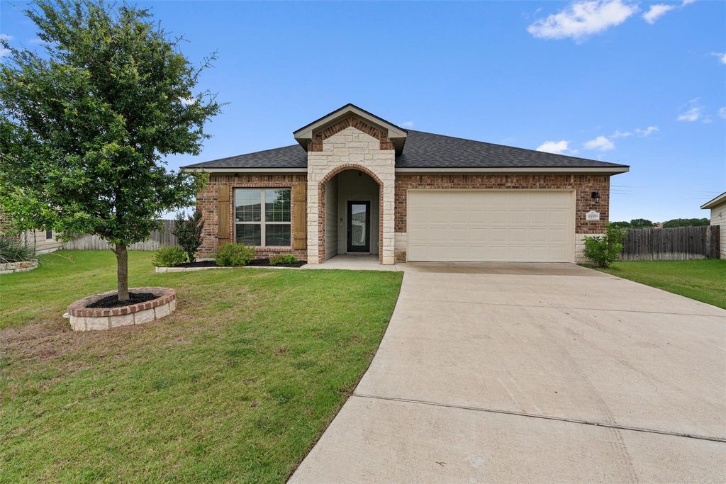 2226 Hayes ST, Temple, TX 76502