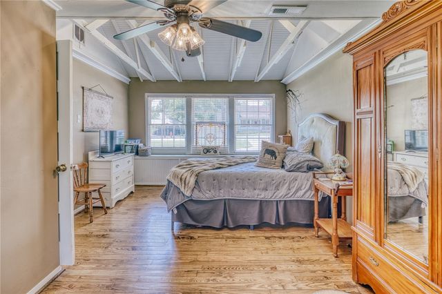 601 South Masonic Street, Bellville, TX 77418