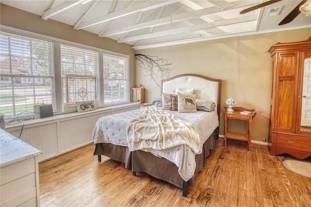 601 South Masonic Street, Bellville, TX 77418