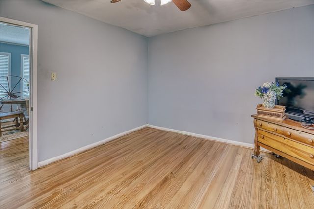 601 South Masonic Street, Bellville, TX 77418