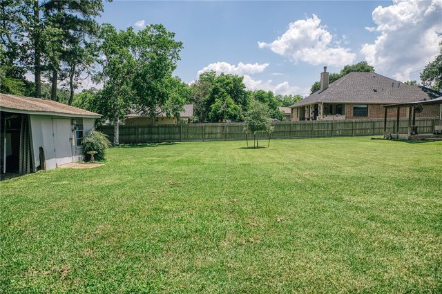 601 South Masonic Street, Bellville, TX 77418