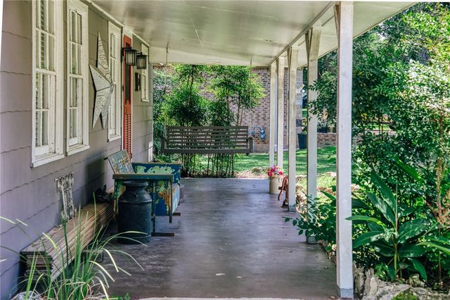 601 South Masonic Street, Bellville, TX 77418