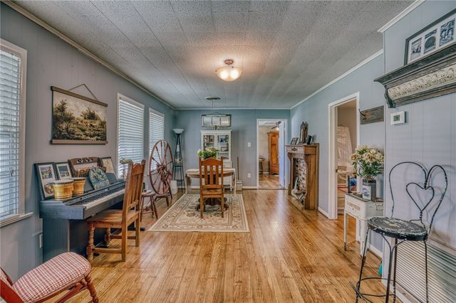 601 South Masonic Street, Bellville, TX 77418