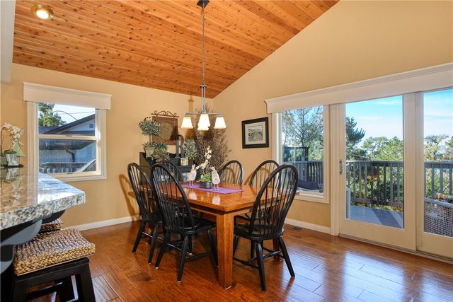 583 Plymouth Street, Cambria, CA 93428