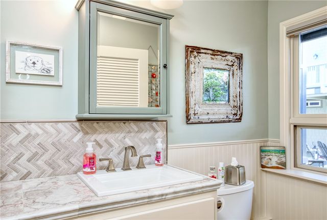 583 Plymouth Street, Cambria, CA 93428