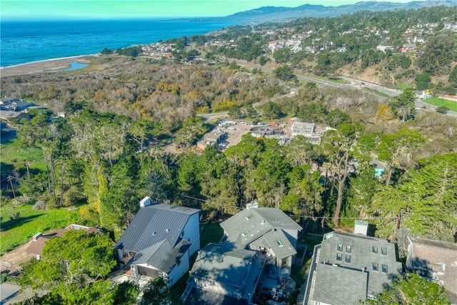 583 Plymouth Street, Cambria, CA 93428