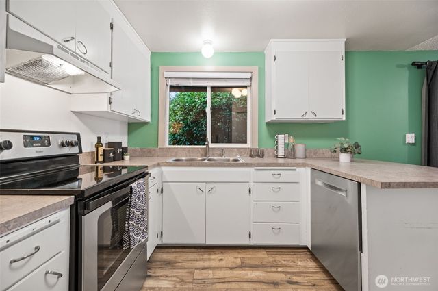 13808 Cascadian Way, Everett, WA 98208