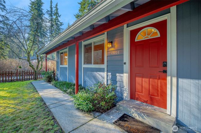 13808 Cascadian Way, Everett, WA 98208