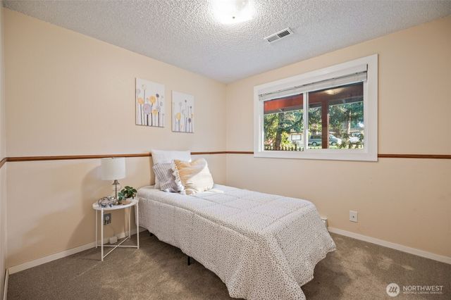 13808 Cascadian Way, Everett, WA 98208