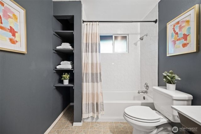 13808 Cascadian Way, Everett, WA 98208